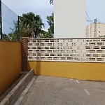 Con Ubicacion Ideal Y Amplia Terraza Apartmán Denia