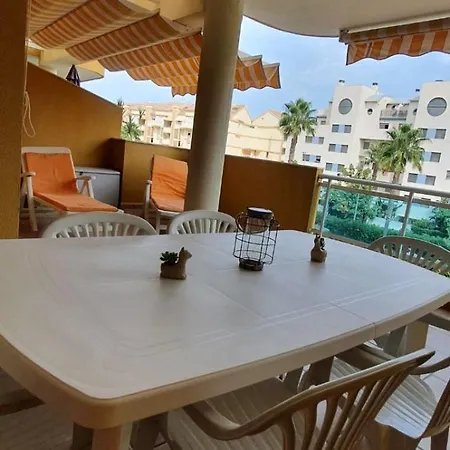 Con Ubicacion Ideal Y Amplia Terraza Apartament Denia