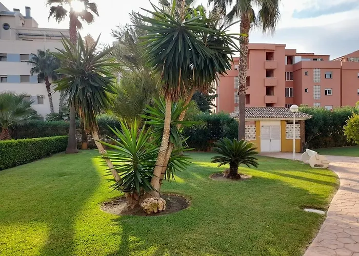 Con Ubicacion Ideal Y Amplia Terraza