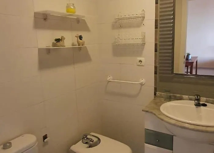 Con Ubicacion Ideal Y Amplia Terraza * Denia